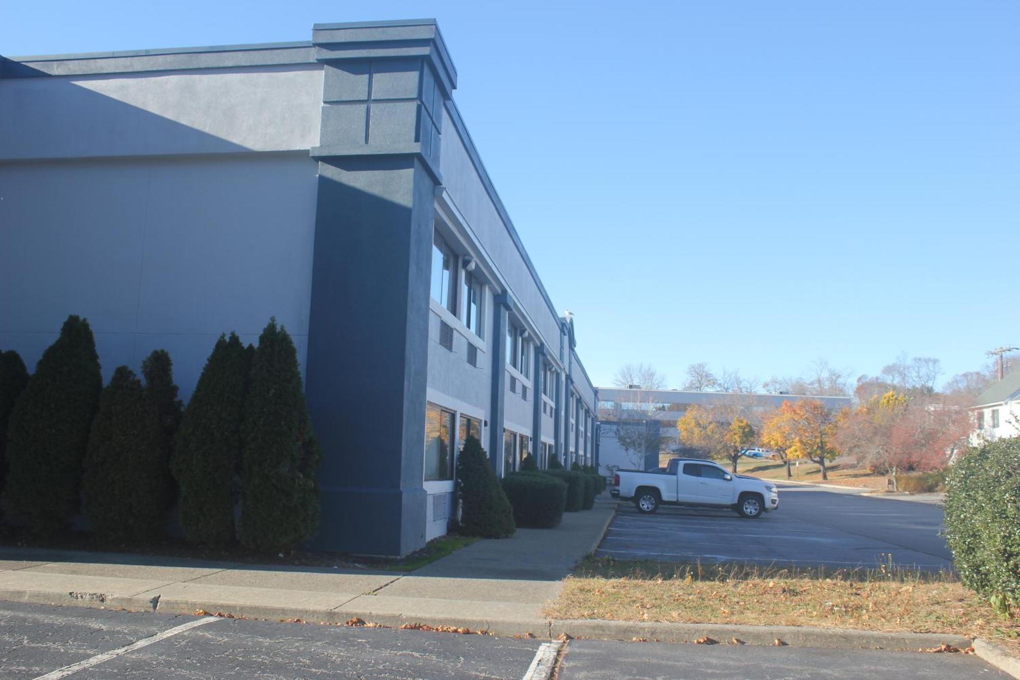 Regency Inn & Suites New London Mystic Bagian luar foto